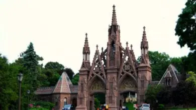 Green-wood Cemetery